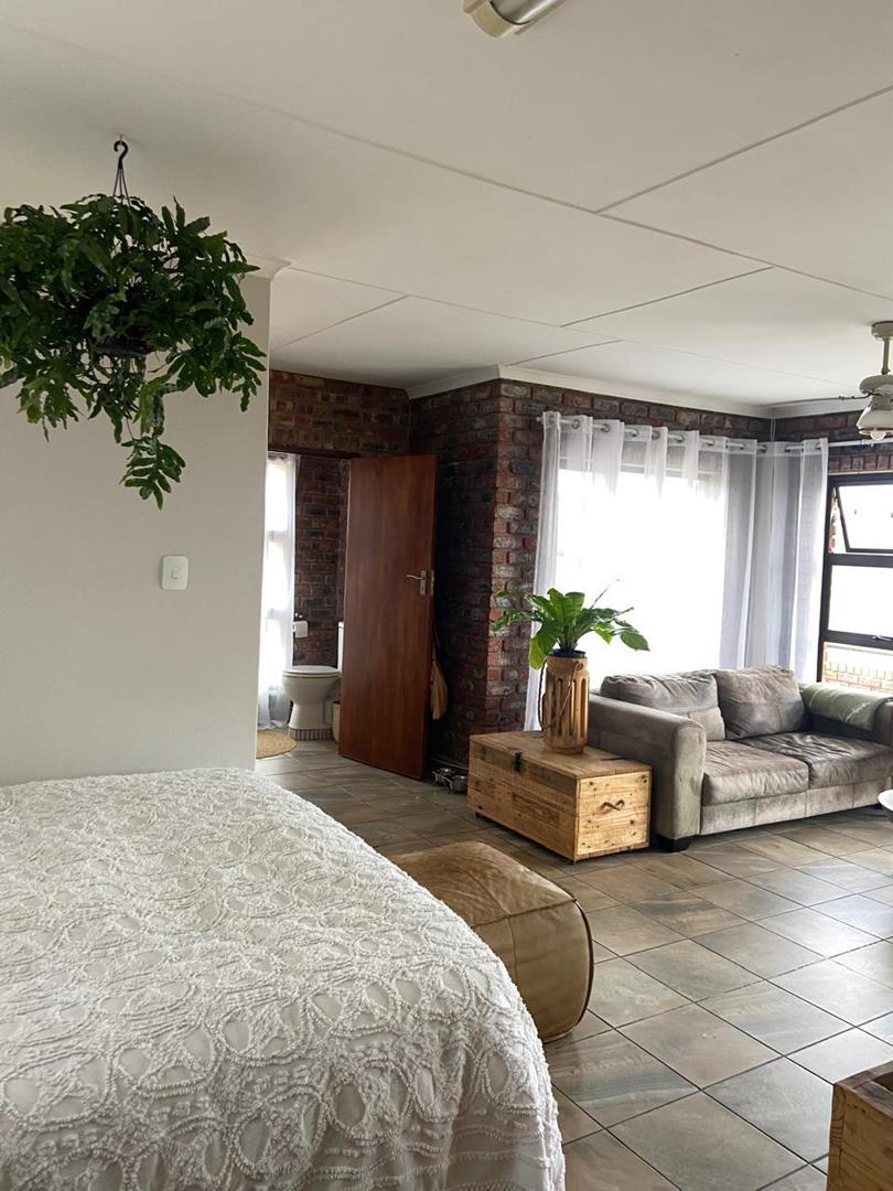 To Let 2 Bedroom Property for Rent in Dana Bay Western Cape